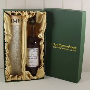 Jacobite Blended Whisky and Newspaper Gift Box